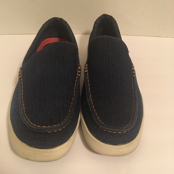-🔥Sold🔥Levi Denim Shoes - Picture 2 of 8